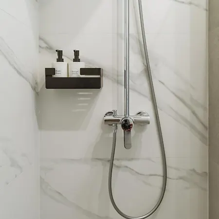 דירה Charm Plaza Lujerului - Free Private Parking בוקרשט