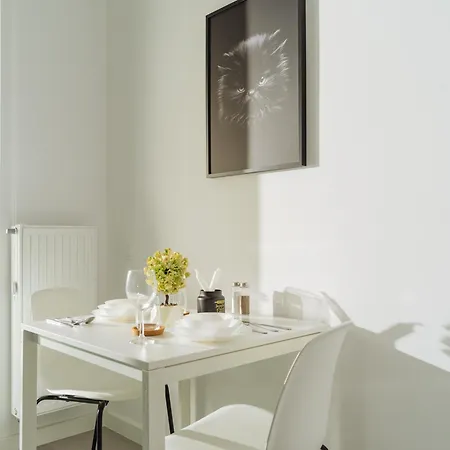 Charm Plaza Lujerului - Free Private Parking *