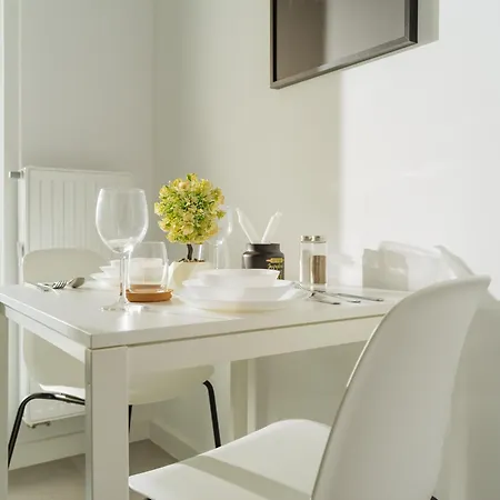 Apartment Charm Plaza Lujerului - Free Private Parking *