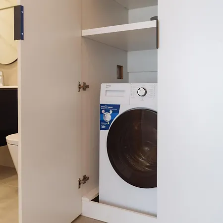 Apartment Charm Plaza Lujerului - Free Private Parking Bukarest