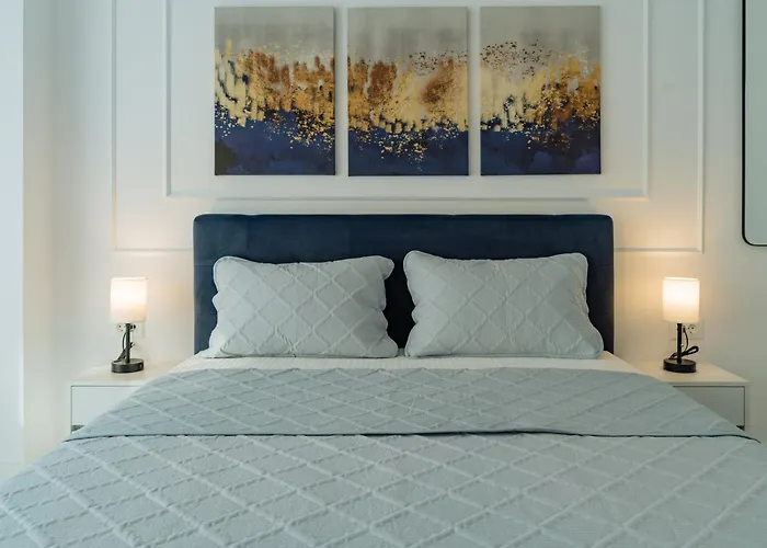 Charm Plaza Lujerului - Free Private Parking Апартаменти Бухарест