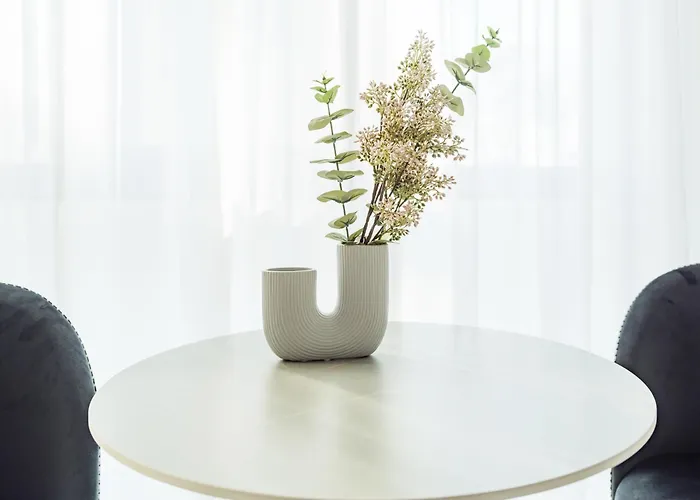 Charm Plaza Lujerului - Free Private Parking * ブカレスト