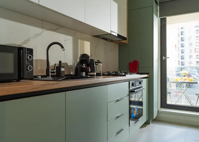 Апартаменти Charm Plaza Lujerului - Free Private Parking Бухарест