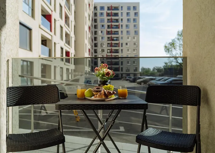 Charm Plaza Lujerului - Free Private Parking *