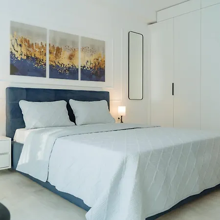 Appartamento Charm Plaza Lujerului - Free Private Parking Bucarest