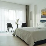 Charm Plaza Lujerului - Free Private Parking * Бухарест